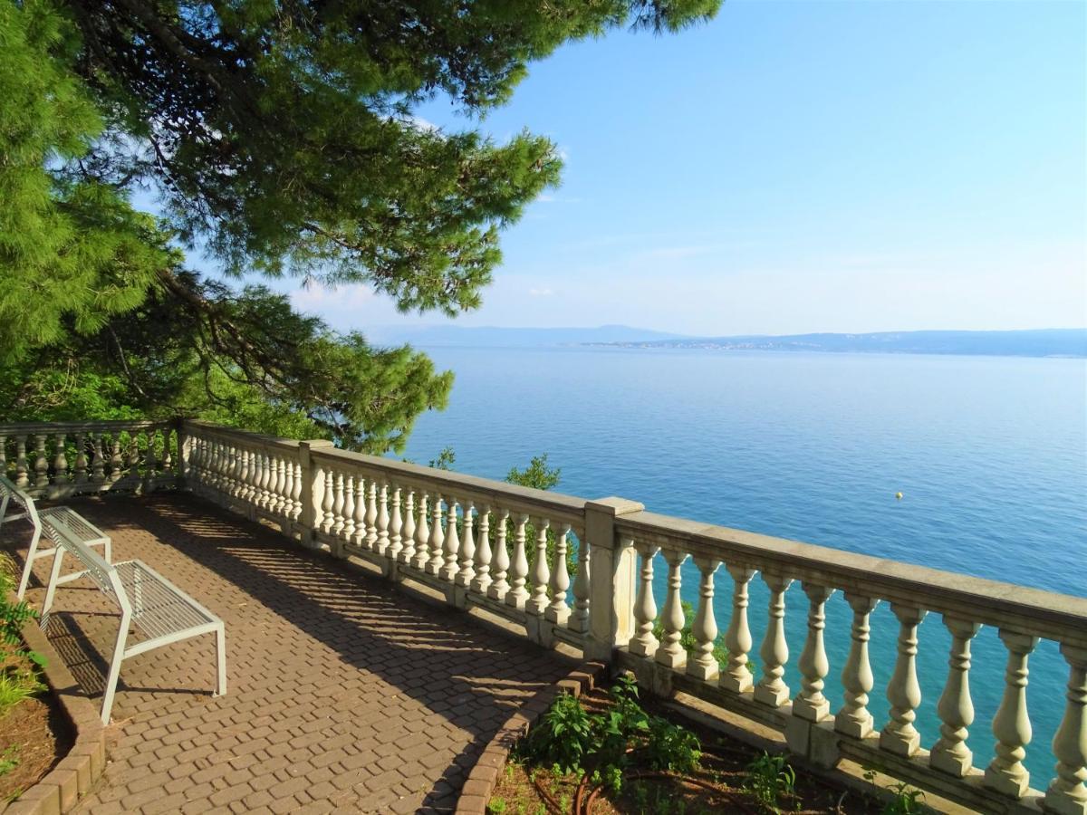 Villa Veronique Dramalj Exteriér fotografie